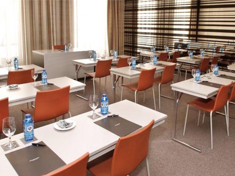 Ac Hotel Burgos By Marriott Perniagaan gambar